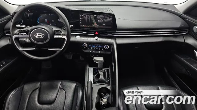Hyundai Avante — Фото автомобиля 10