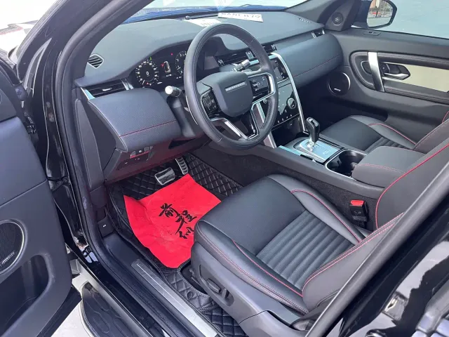 Land Rover Discovery Sport — Фото автомобиля 10
