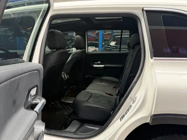 Mercedes-Benz GLB-Class — Фото автомобиля 8