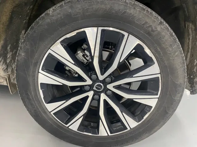 Volvo XC60 — Фото автомобиля 6