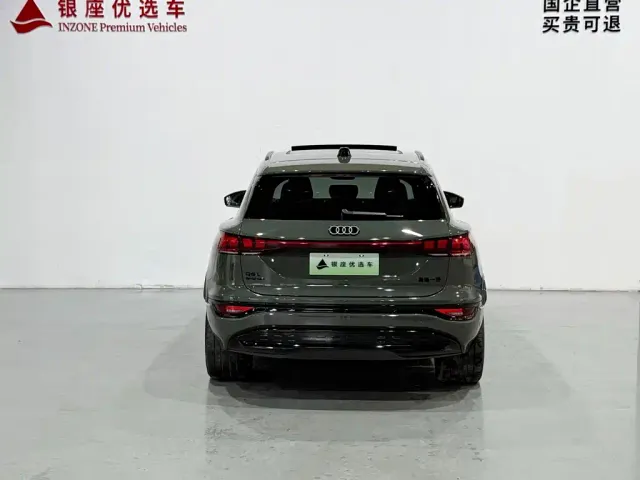 Audi Q6L e-tron — Фото автомобиля 6