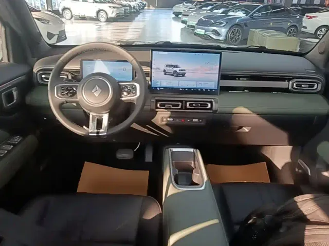 Baojun Yep Plus — Фото автомобиля 9