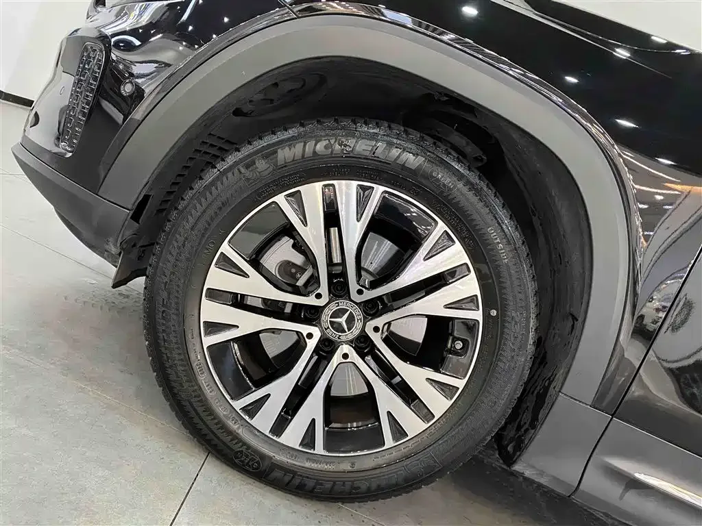 Mercedes-Benz Mercedes-Benz GLB 2024 GLB 220 Dynamic — Фото автомобиля 9