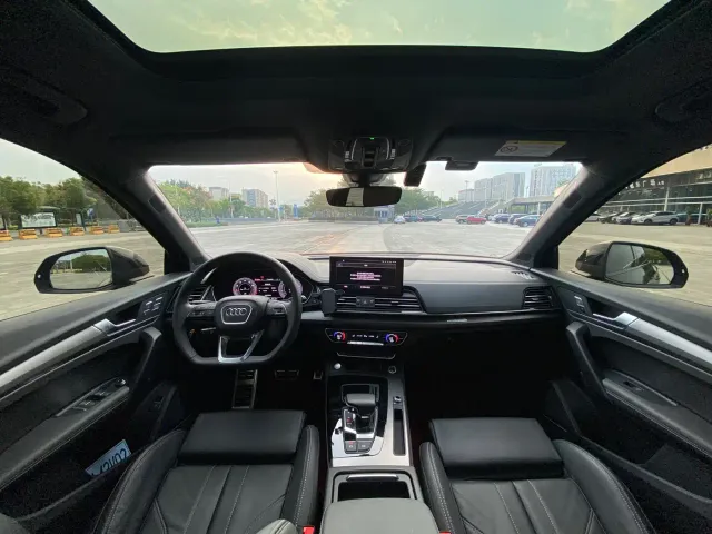 Audi Q5L — Фото автомобиля 8