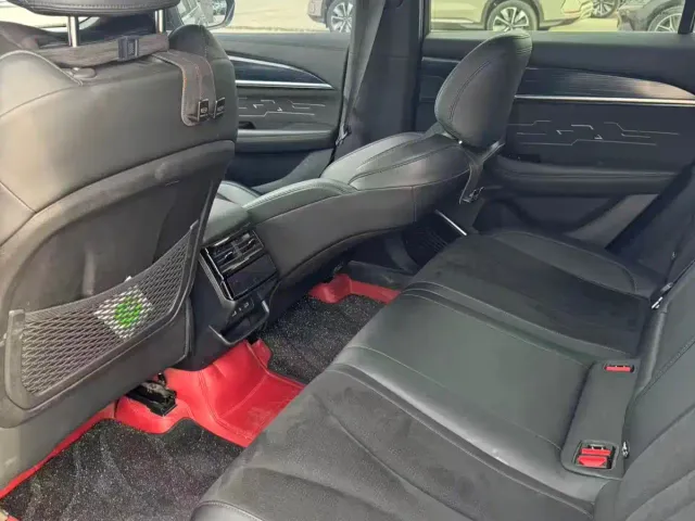Geely Xingyue L — Фото автомобиля 4