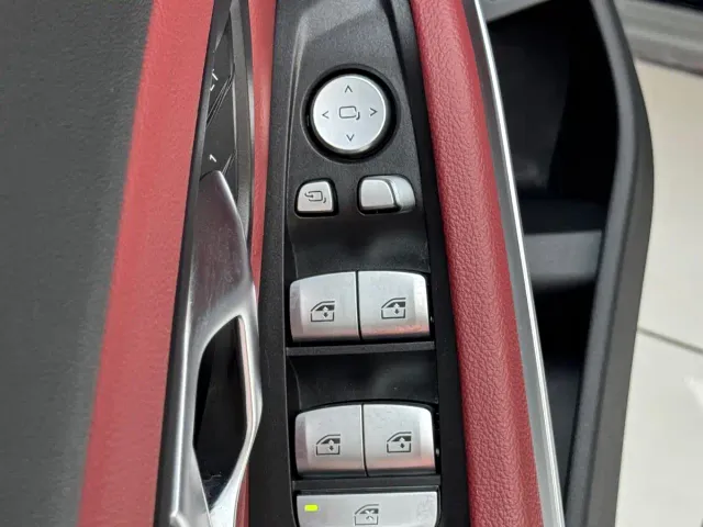 BMW 3 Series — Фото автомобиля 12