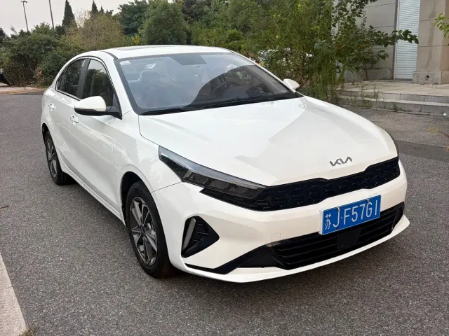 Фотография автомобиля — Kia K3