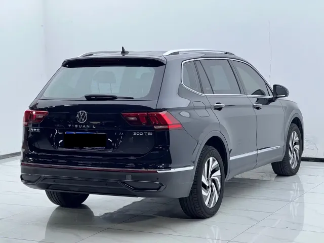 Volkswagen Tiguan L — Фото автомобиля 24