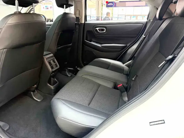 Honda Vezel — Фото автомобиля 9