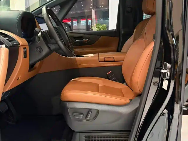 Toyota Vellfire — Фото автомобиля 7