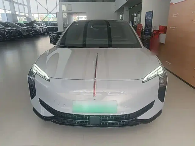 Hongqi EH7 — Фото автомобиля 2