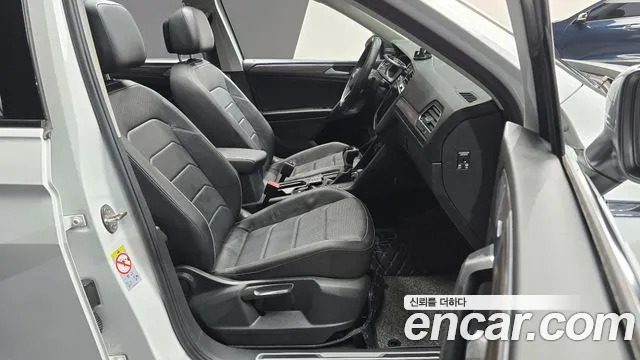 Volkswagen Tiguan — Фото автомобиля 26