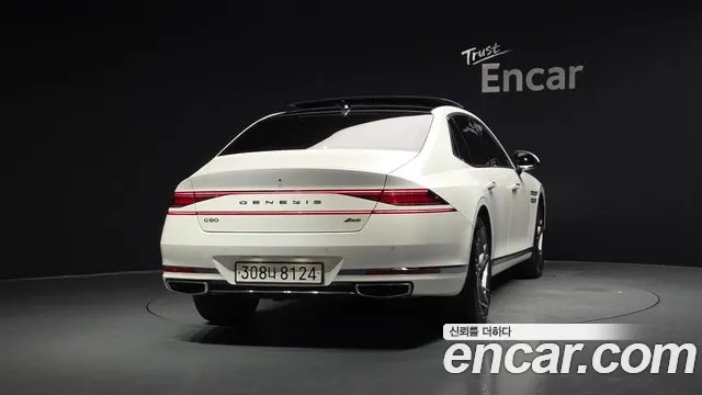 Genesis G90 Бензин 3.5 турбо AWD — Фото автомобиля 3