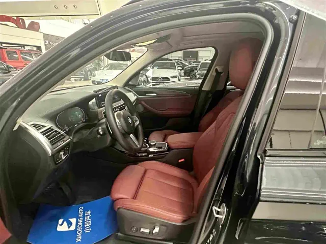 BMW X3 — Фото автомобиля 10