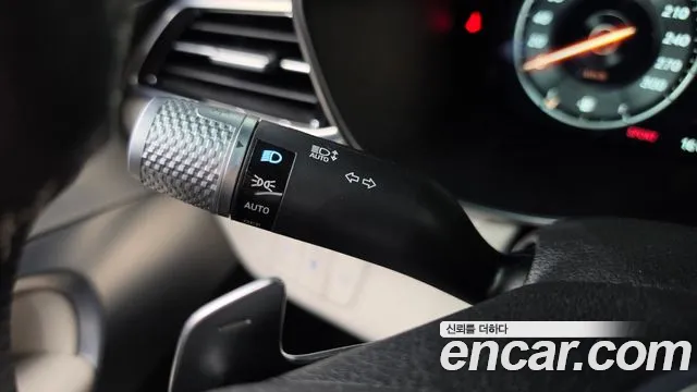 Genesis G70 New — Фото автомобиля 30