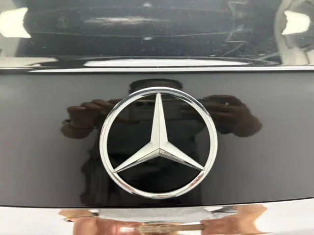 Mercedes-Benz E-Class — Фото автомобиля 6