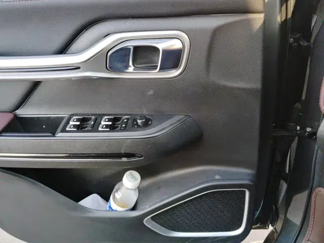 Geely Haoyue — Фото автомобиля 7