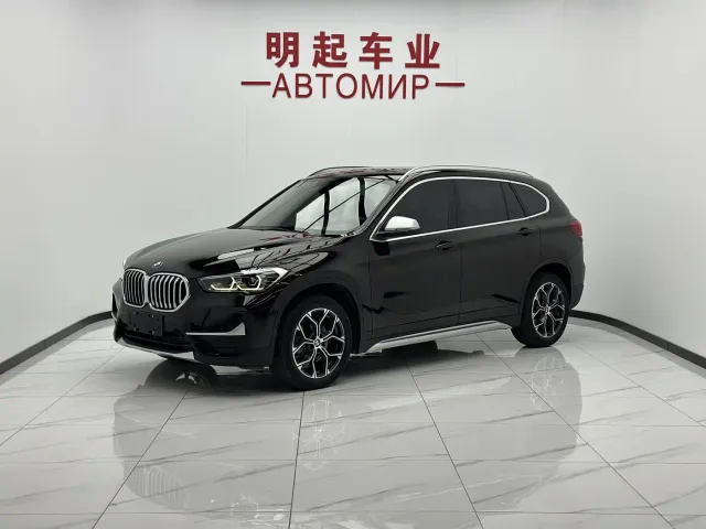 Фотография автомобиля — BMW X1