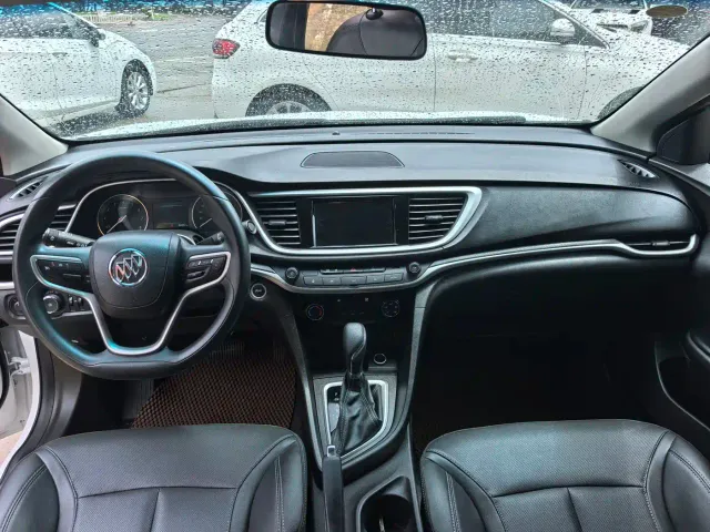 Buick Excelle — Фото автомобиля 7