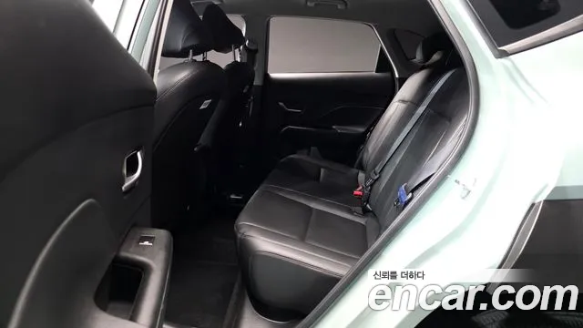 Hyundai Kona SX2 — Фото автомобиля 12