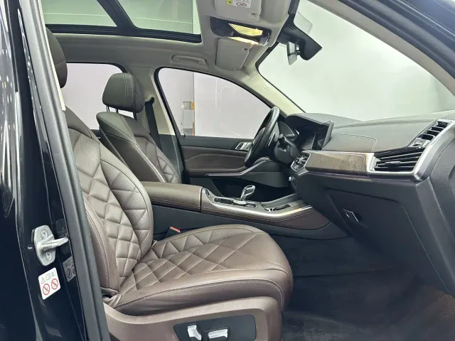 BMW X5 — Фото автомобиля 14