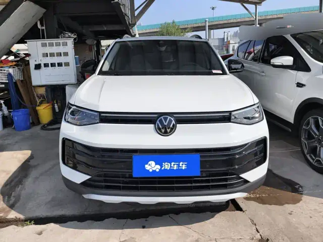 Volkswagen Tharu — Фото автомобиля 2
