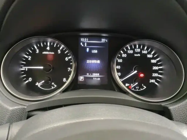 Nissan Qashqai — Фото автомобиля 3