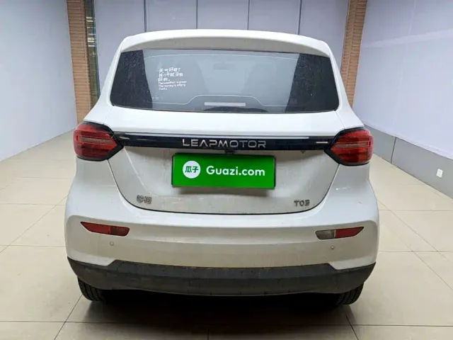 Leapmotor T03 — Фото автомобиля 5
