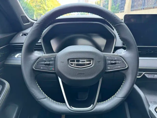 Geely Xingrui — Фото автомобиля 13