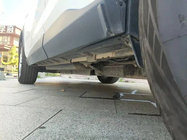 Toyota RAV4 — Фото автомобиля 21