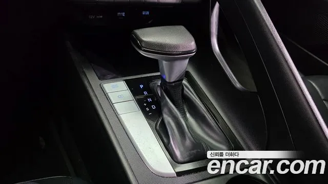 Hyundai AVANTE Avante (CN7) — Фото автомобиля 9