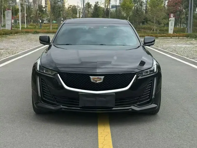 Cadillac CT5 — Фото автомобиля 2