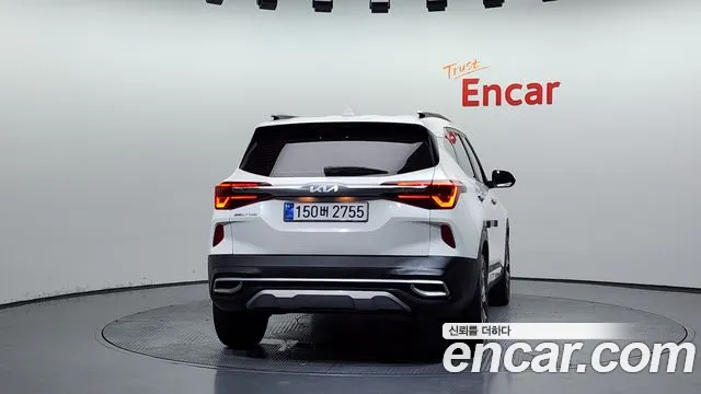 Kia Seltos Seltos Бензин 1.6 турбо 2WD — Фото автомобиля 4