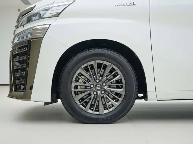 Toyota Vellfire — Фото автомобиля 15