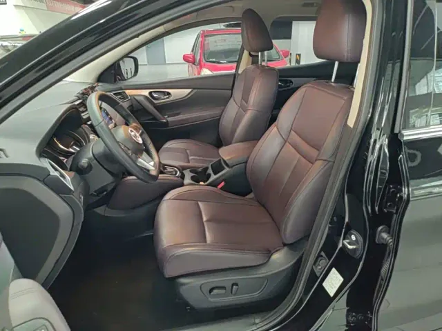 Nissan Qashqai — Фото автомобиля 14