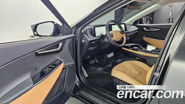 Kia EV6 — Фото автомобиля 15
