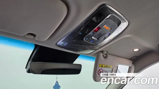 Genesis GV70 — Фото автомобиля 26