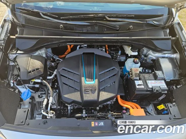 Kia Niro — Фото автомобиля 18