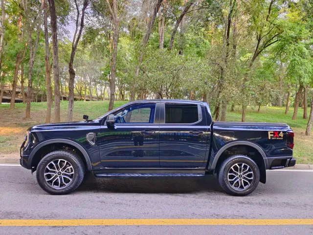 Ford Ranger — Фото автомобиля 3