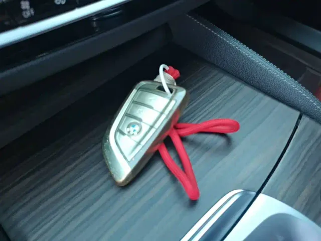 BMW 5 Series — Фото автомобиля 8