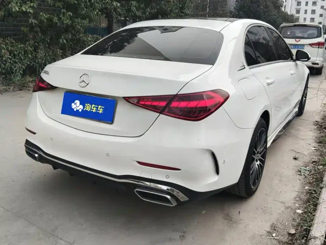 Mercedes-Benz C-Class — Фото автомобиля 3