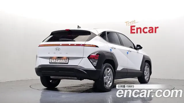Hyundai Kona — Фото автомобиля 2