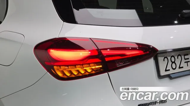 Mercedes-Benz A-Class — Фото автомобиля 23