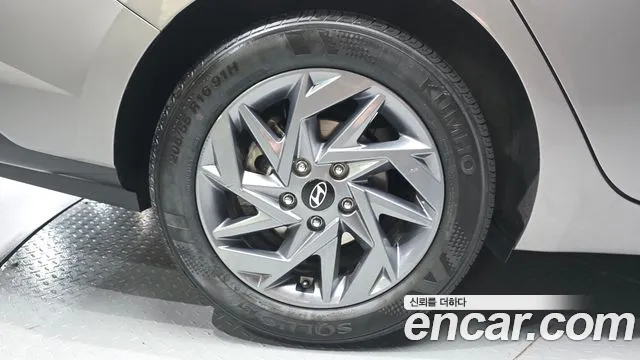 Hyundai AVANTE Новый Avante (CN7) — Фото автомобиля 5