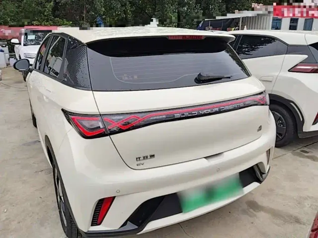 BYD Dolphin — Фото автомобиля 5