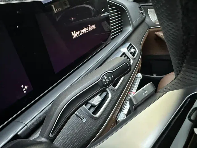 Mercedes-Benz GLS-Class — Фото автомобиля 17