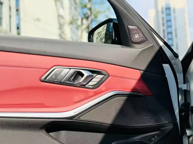 BMW 3 Series — Фото автомобиля 10