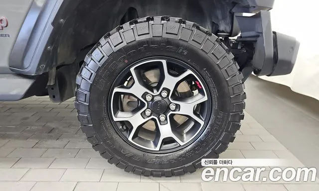 Jeep Wrangler JL — Фото автомобиля 6