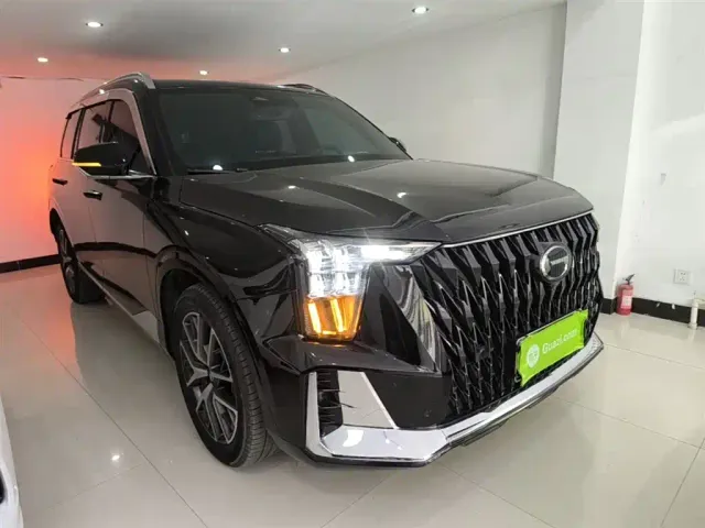 GAC Trumpchi GS8 — Фото автомобиля 3
