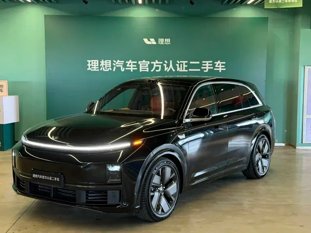 Li Auto L7 — Фото автомобиля 5